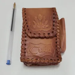 Monedero artesanal.
