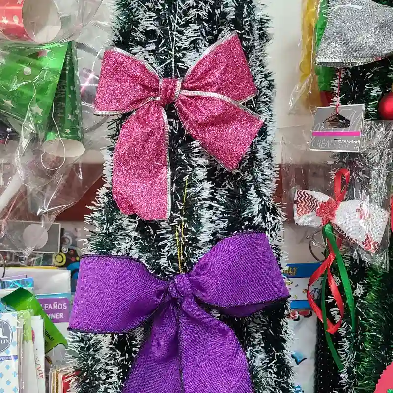 Rabo de gato o girnalda  2 metros largo verde puntas blancas