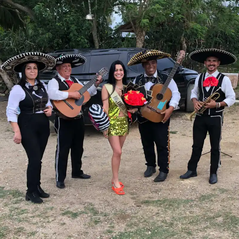 Cervicio Mariachis
