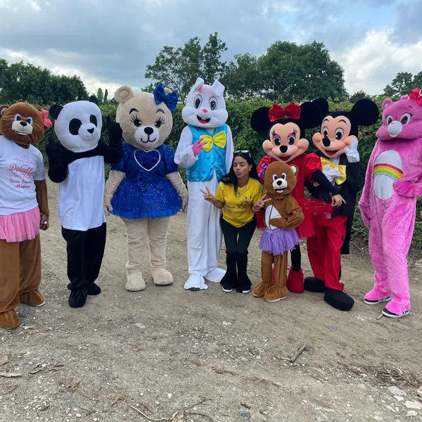 Agencia de regalos sorpresas todo para la comodidad de tu familia en cuba
Comodidad
Confianza , seguridad y sobre todo calidad
Somos agencia q te llevará alegría y amor , le daremos a tu familia un día máximo y hermoso
👇🏻
Los pongo en contexto
(EXPRESA TU AMOR CON DETALLES )
Es un grupo y página virtual a la cual se dedica , a llenar cada día más los corazones de amor , y acortar la distancia , con uno de nuestros preciosos detalles 🎁
🎁ofertas 🎁
Combos d comida
Combos de chucherias
Combos de aseo
Cestas sopresas
Cestas de confitura
Cestas de aseo
Cestas con tortas 🎂
Jaras personalizadas
X supuesto , llevando alegria , con los promotores , de este mágico momento
La hermosa animación ✨💪🏻❤️
Pulovert personalizados y todo lo q necesitas para tu familia donde usted decee ,
Contáctanos ya y alegraremos tu dia con un preciosos detalle , no importa tamaño ni cantidad si no con el amor q lo envías y somos los encargados de hacer un momento especial
Decoraciones de eventos ya sea
Bodas
Reconciliaciones
Cumpleaños
Beby chawers
15 años
Y todo tipo de eventos