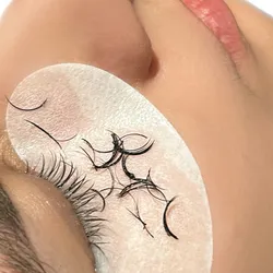 Retiro de Extensiones de Pestañas