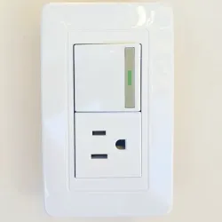 TOMA CORRIENTE MIXTO