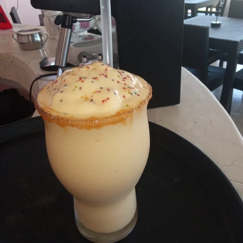 Batido de Mango Natural Frappe