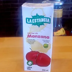 Jugo de Manzana " La Estancia"