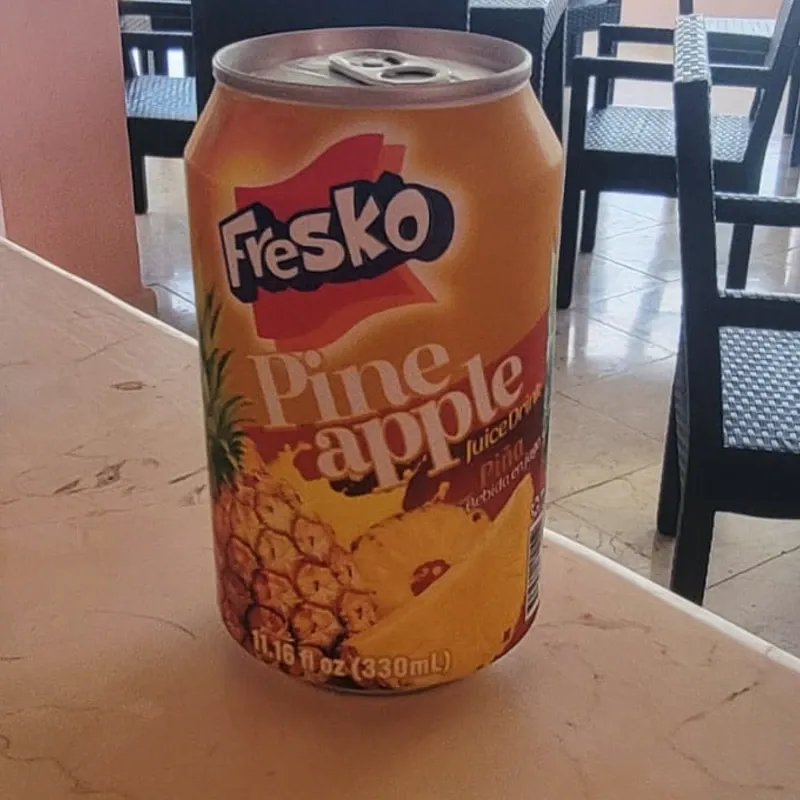 Jugo de Piña "Fresko"