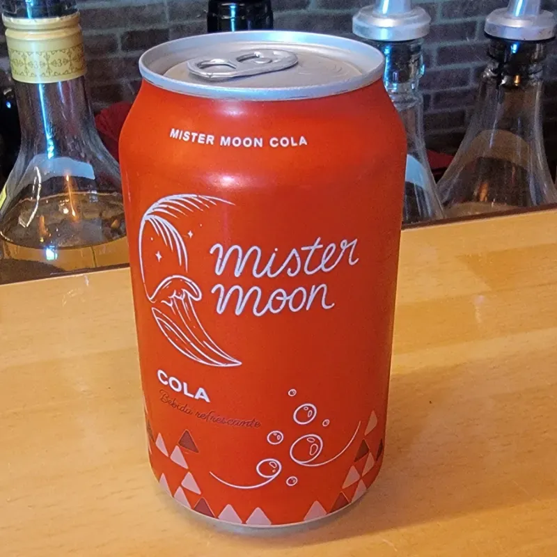 Refresco Cola "Mister Moon"