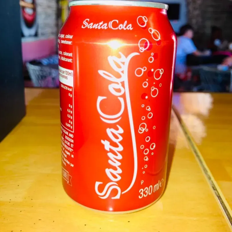 Refresco Santa Cola