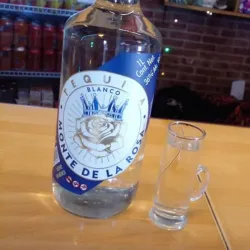 Tequila "Monte de la Rosa"
