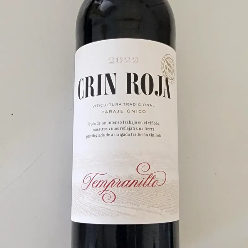 Vino Tinto "Crin Roja"