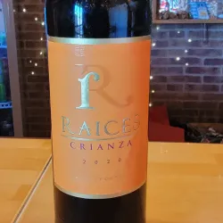 Vino Tinto "Raíces"