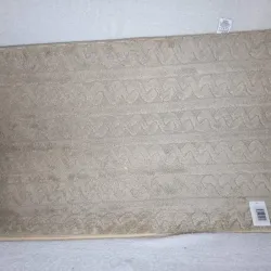 Alfombra peluche 77x50