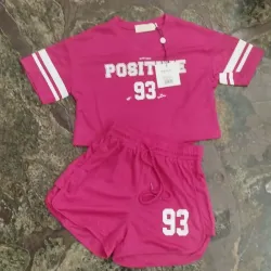 Conjunto deportivo de niña