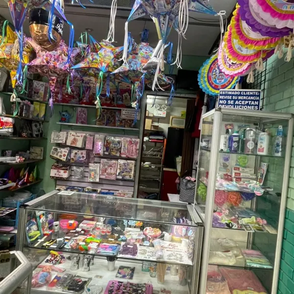 Artículos para fiestas y cumpleaños, confituras,artículos para bebé, canastilla, aseo, perfumería, todo con la calidad que usted merece, 