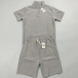 Conjunto de short y pulover de hombre (Gris claro)