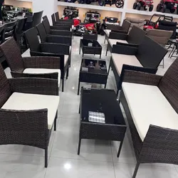 Juego de terraza de ratan