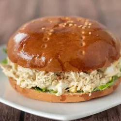 Sandwich de pollo