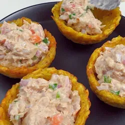 Tostones rellenos con Jamón y Queso