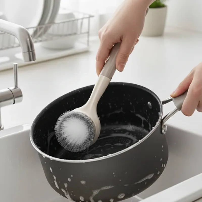 Cepillo grande  para olla
