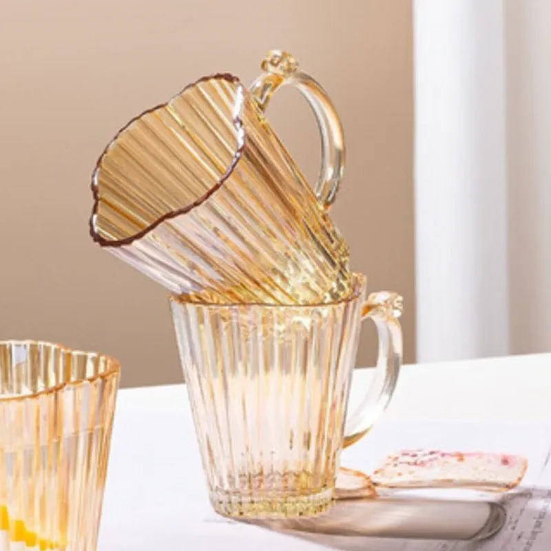 Set de tazas grandes de cristal ámbar