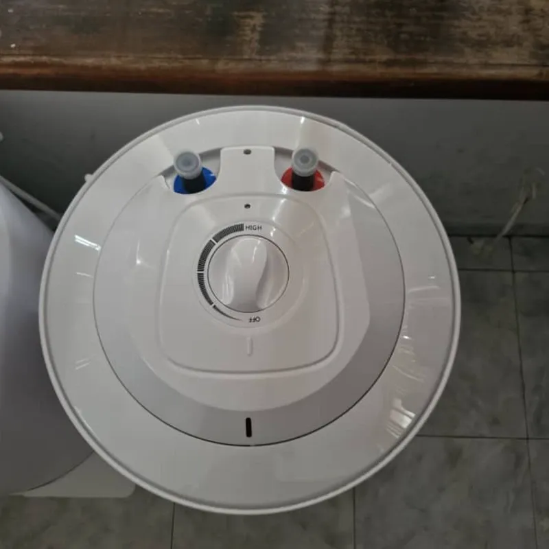 Calentador de agua eléctrico Desmatt 50L