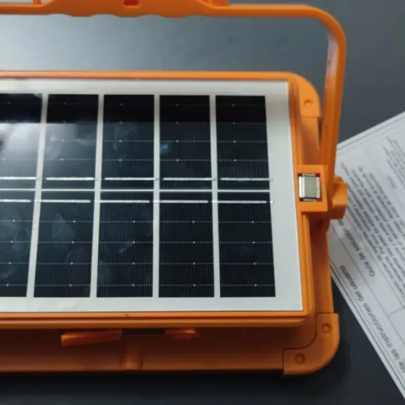Lámpara Recargable con Panel