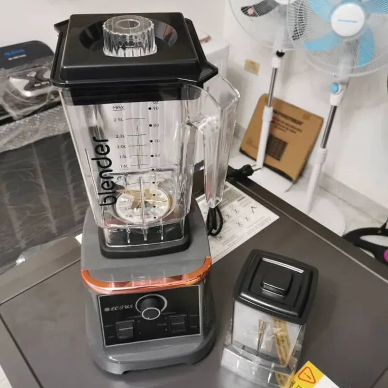 LICUADORA MULTIFUNCIONAL LOTUS
