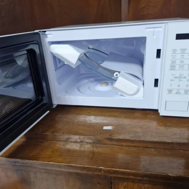 MICROWAVE ROYAL 20L