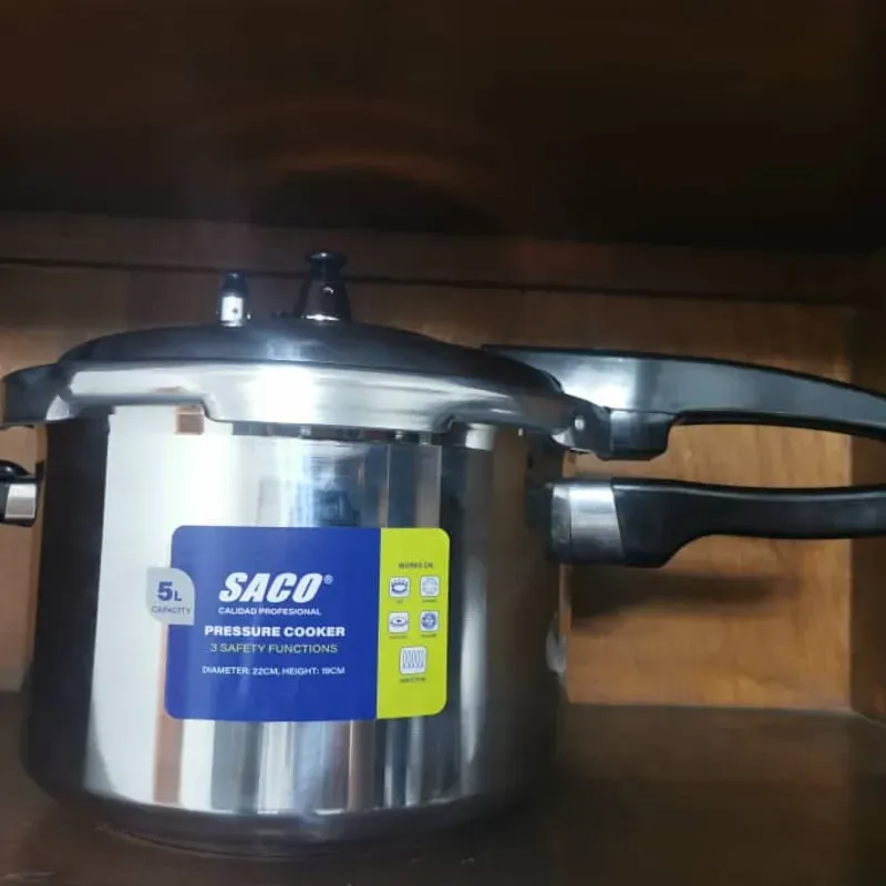 OLLA DE PRESION SACO 5L INDUCCION 38 USD