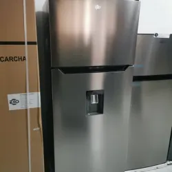 REFRIGERADOR EKO 16 PIES CON DISPENSADOR DE AGUA