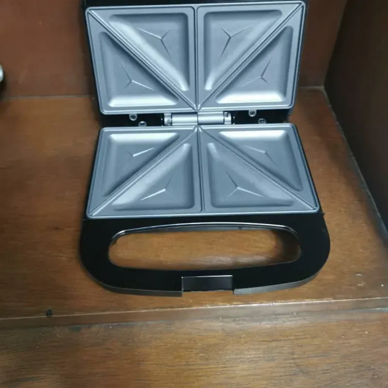 SANDWICHERA DILLY HOME 30 USD