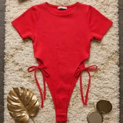 Bodys de color rojo