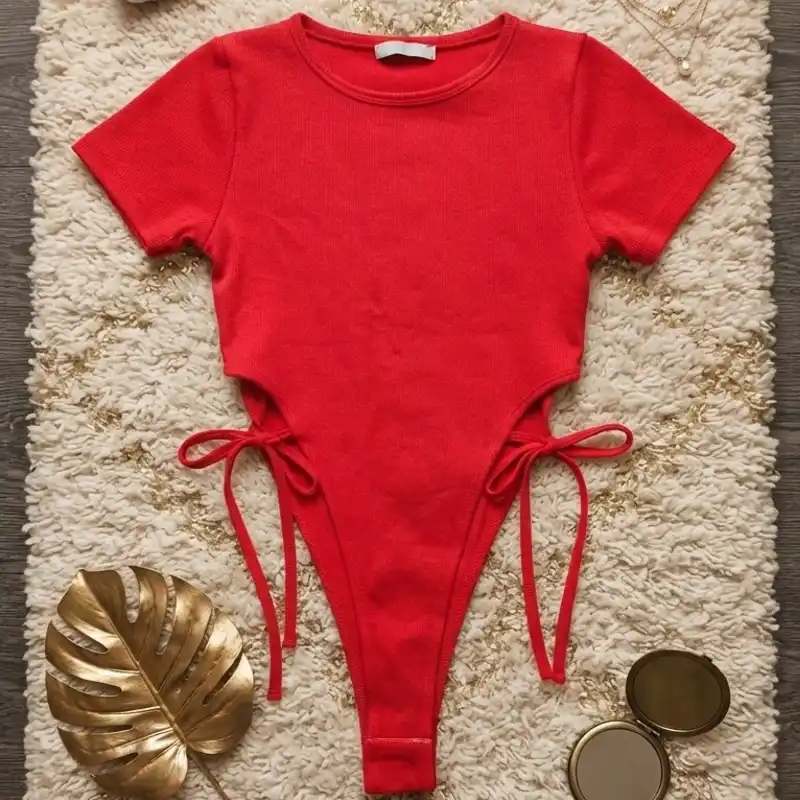 Bodys de color rojo