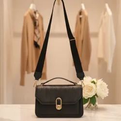 Cartera negra de mujer 