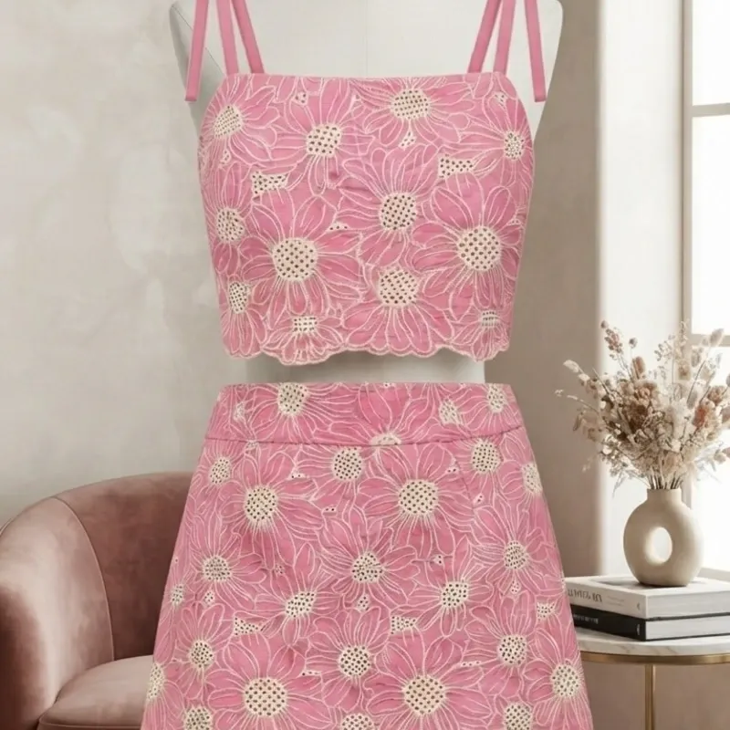 Conjunto de corto calado de mujer