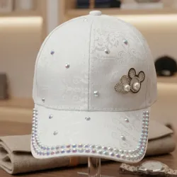 Gorra blanca de mujer