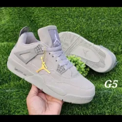 Jordan Retro 4