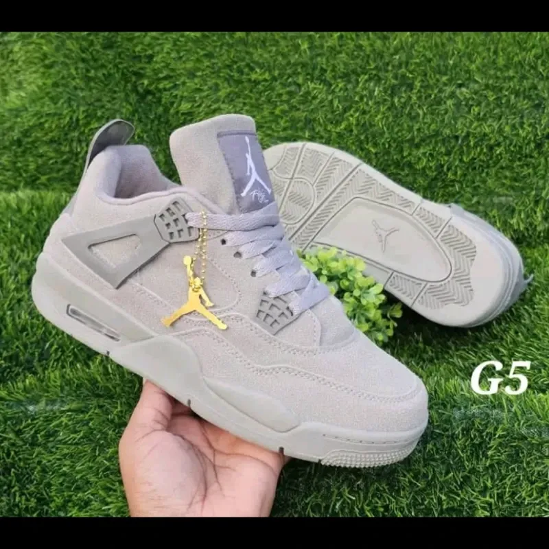 Jordan Retro 4