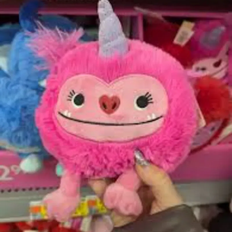 Peluche Monstruos de Walmart pequeño