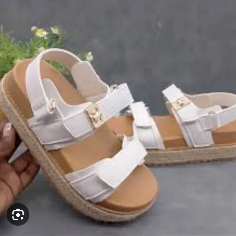 Sandalias blancas 