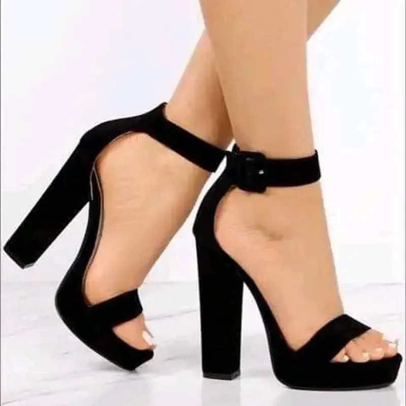 Tacón de mujer 