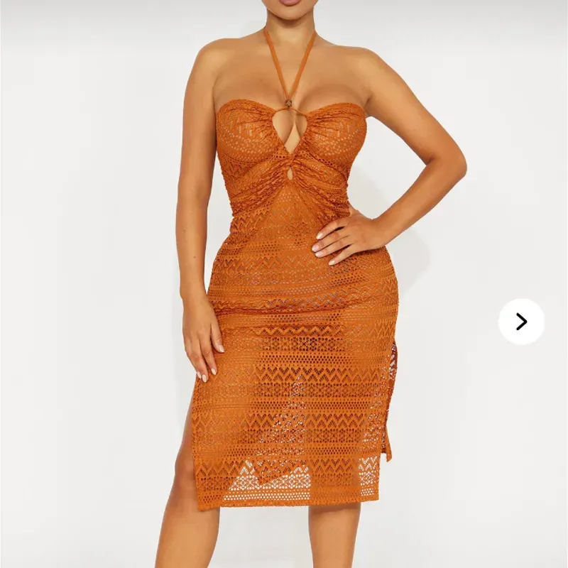 Vestido de playa naranja 