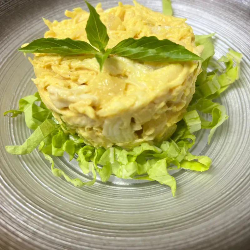 Chicken and pineapple salad