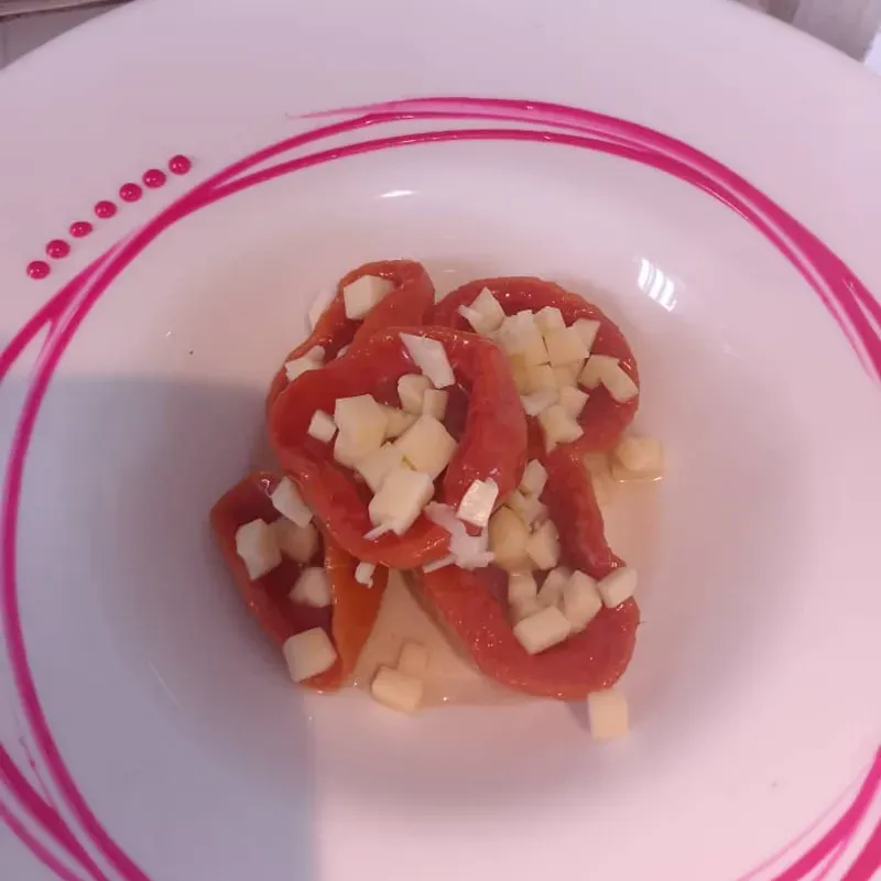 Guava shell with cheese