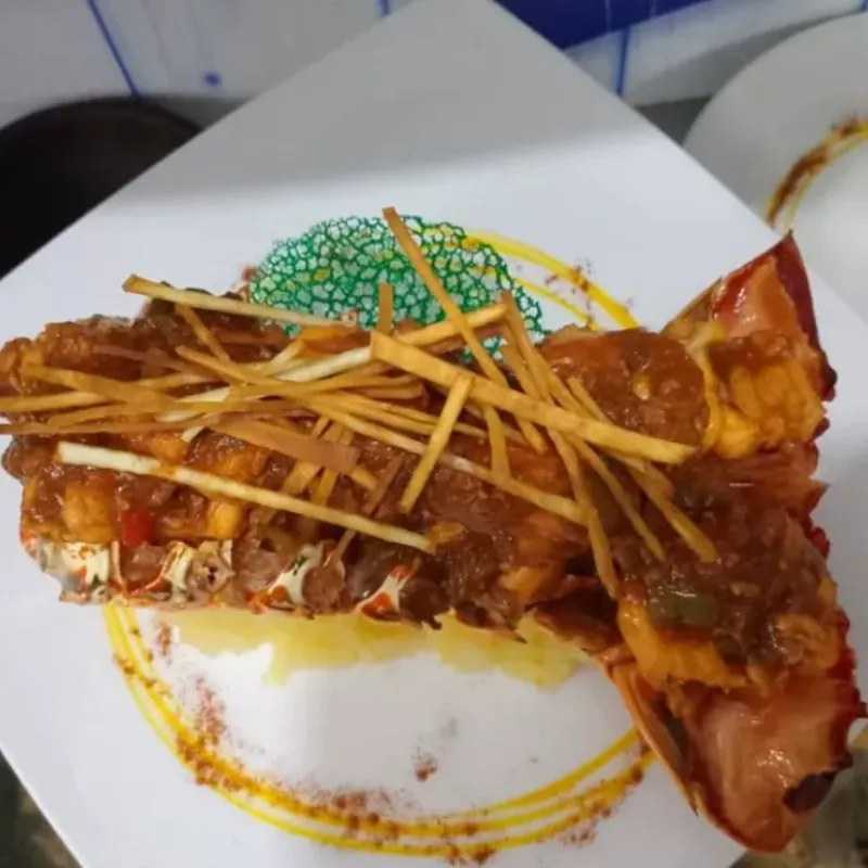 Lobster in creole sauce medium