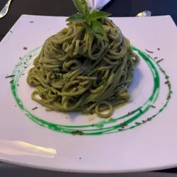 Pasta with pesto