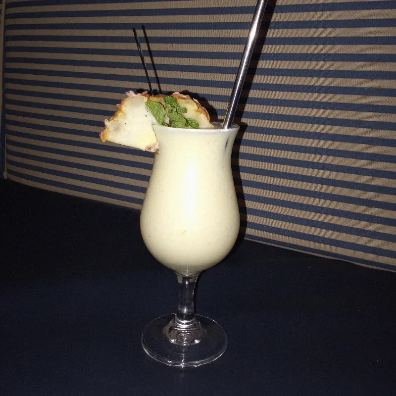 Virgin piña colada