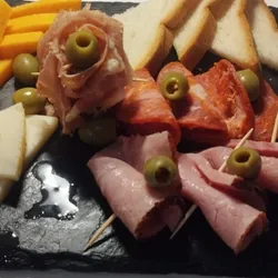 Tabla de charcutería