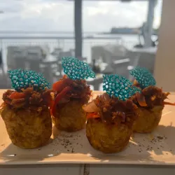 Tostones Rellenos