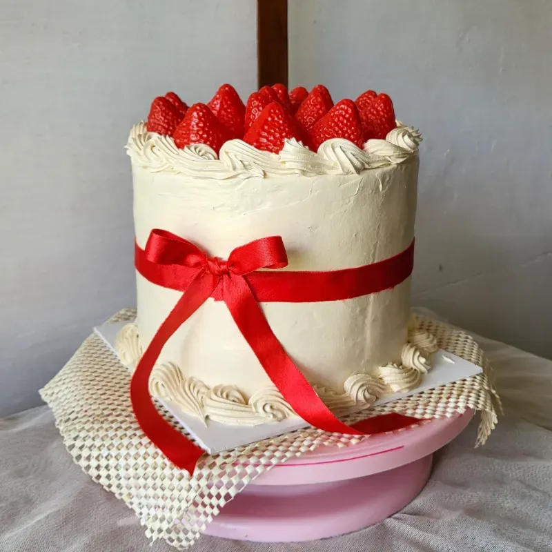 Mediano Alto Decorado Simple