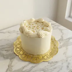 Mediano Alto Decorado Simple